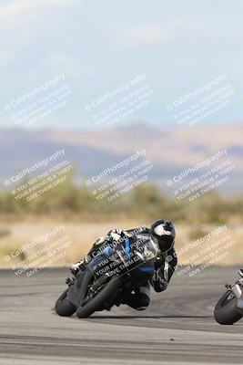 media/Nov-16-2025-Race Pace (Sun) [[8c5fa54630]]/Verified Riders/7-Turn 4 (1155am)/